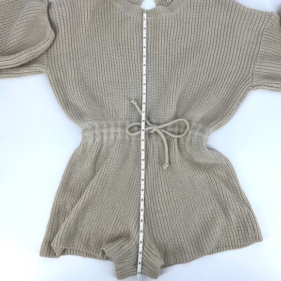 LUCCA Womens Sweater Knit Romper Shorts size M Tan Acrylic Knit - Picture 4 of 8
